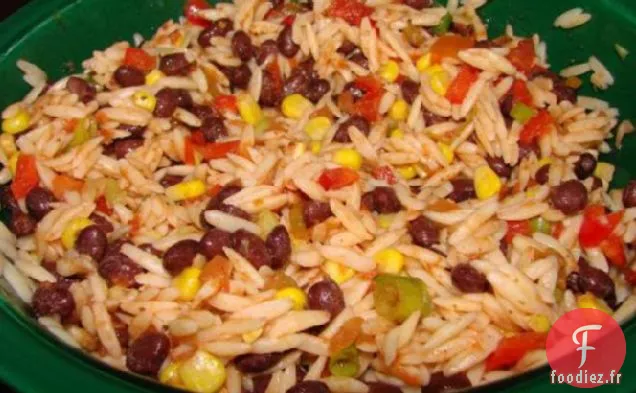 Salade Salsa Orzo et Haricots Noirs