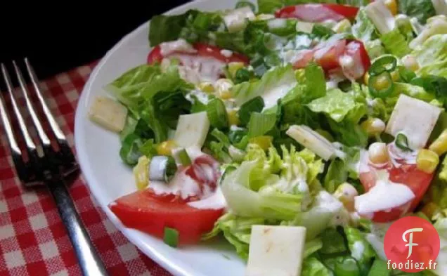 Salade Hachée Avec Vinaigrette Épicée Au Babeurre
