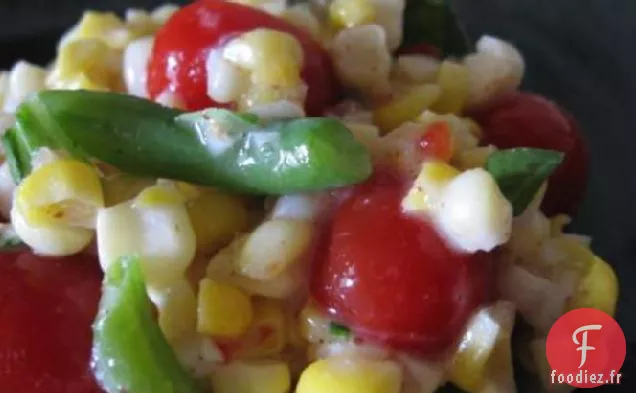 Frais de la Salade de maïs en épi