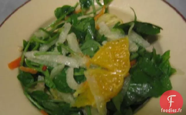 Salade De Cresson Avec Vinaigrette À La Tequila Et À La Mandarine