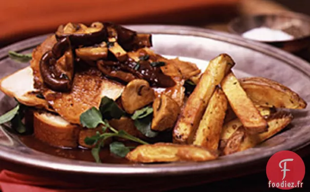 Sandwich à la Dinde à Face Ouverte avec Sauce aux Champignons