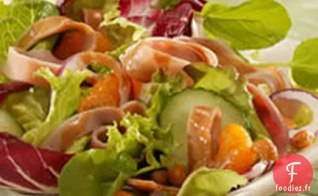 Salade de Jambon avec Vinaigrette Chaude aux Arachides