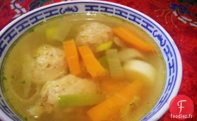 Soupe aux Boulettes de Dinde et aux Scaroles