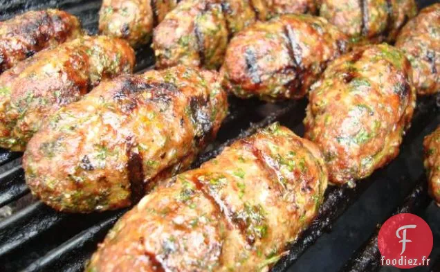 Kofte Kebabs à la Sauce au Concombre et à la Menthe