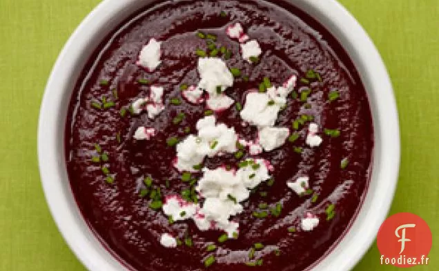 Soupe De Betterave Parfumée À L'Orange Et À La Ciboulette