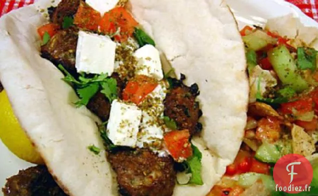 Brochettes méditerranéennes grillées sur Pita