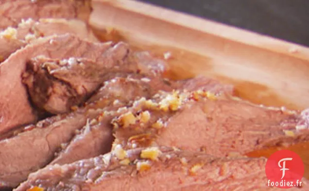 Gigot d'Agneau Rôti au Citron, à l'ail et au romarin