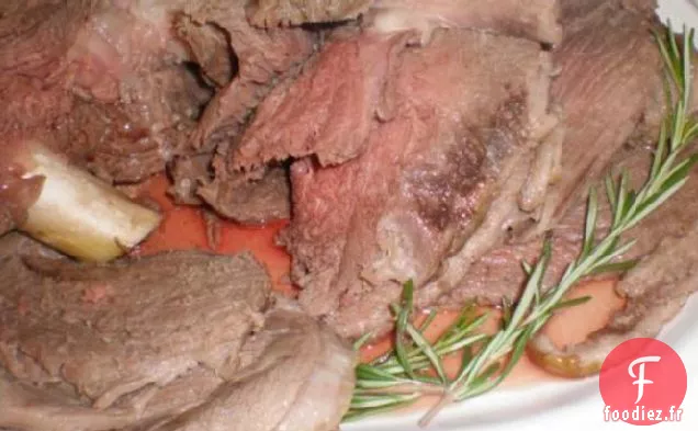 Gigot d'Agneau À l'Ail et au Romarin