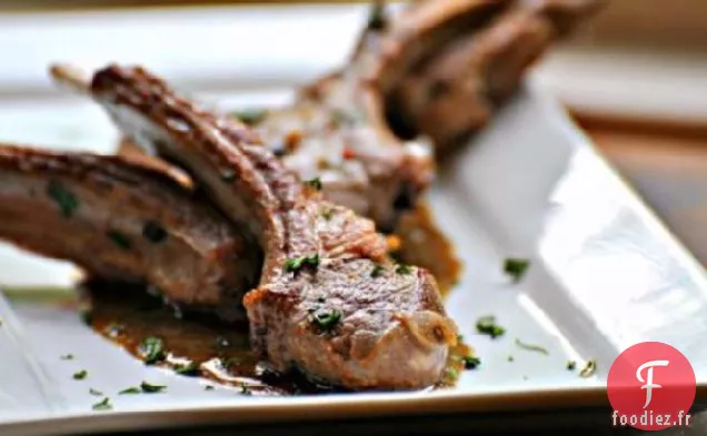 Côtelettes D'Agneau Frites Au Poulet Avec Sauce Crémeuse