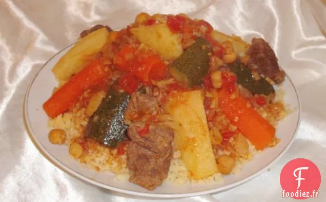 Couscous Traditionnel d'Afrique du Nord (La Vraie Façon!)