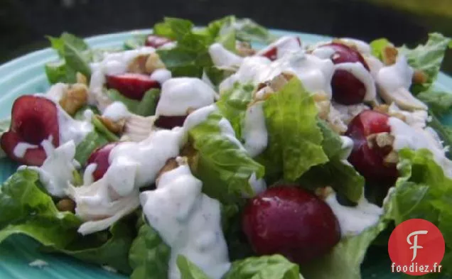 Salade de Poulet Poêlé Aux Cerises et Vinaigrette au Fromage de Chèvre