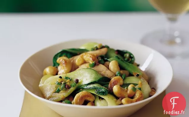 Poulet aux noix de cajou avec Bok Choy