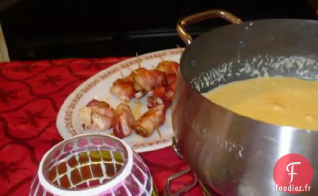 Fondue au fromage Cheddar (Gracieuseté du Melting Pot)