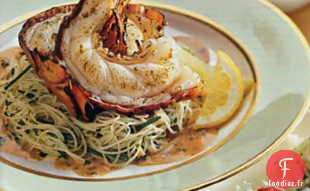 Homard Grillé avec Vinaigrette Crémeuse au Chili