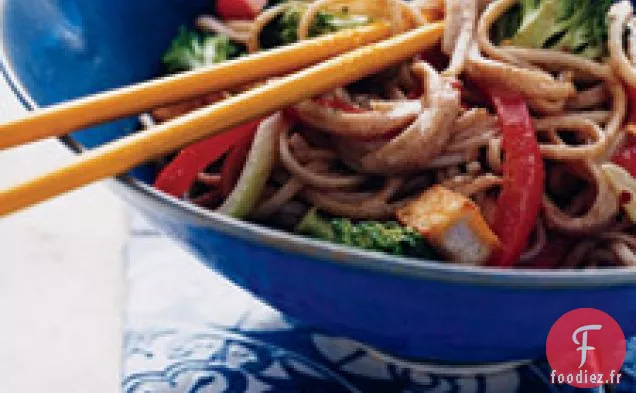 Sautés De Soba, De Tofu Et De Légumes