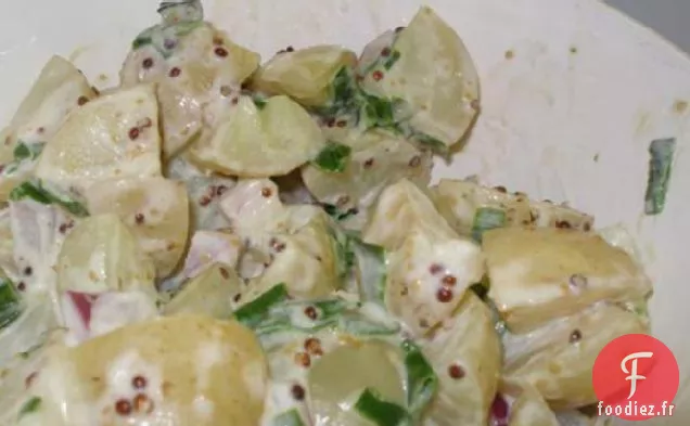 Salade de Pommes De Terre à la Moutarde au Miel Et aux Grains Entiers